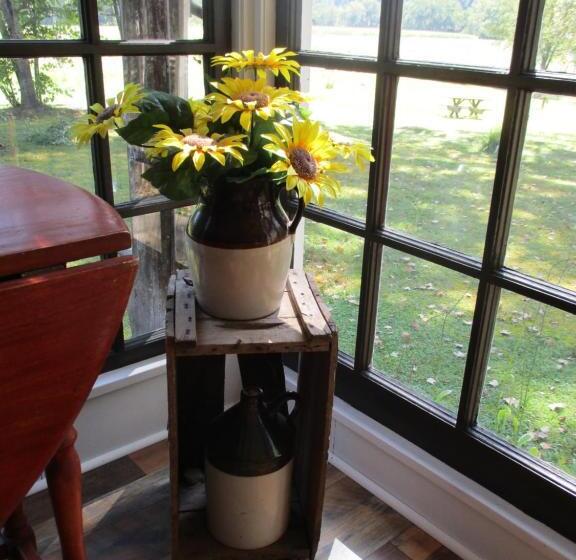 ホテル The Best! Gorgeous Cabin W Antiques For 2, Near Princeton  I 77