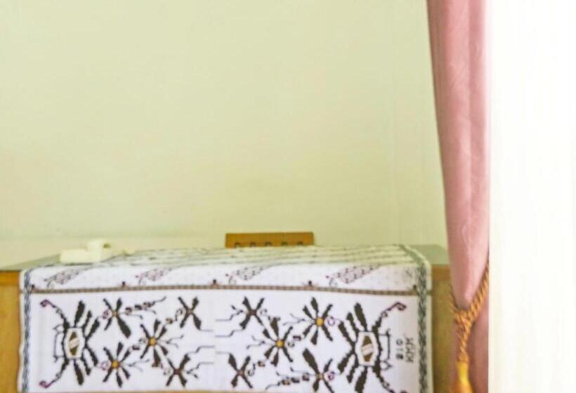 فندق Oyo 90492 Papi Inn Guesthouse