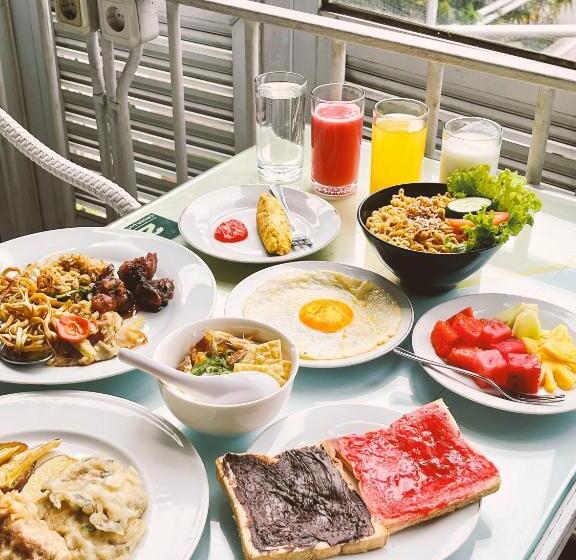 酒店 Wisata Niaga Campus