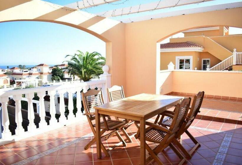 Las Rocas Golf And Sea