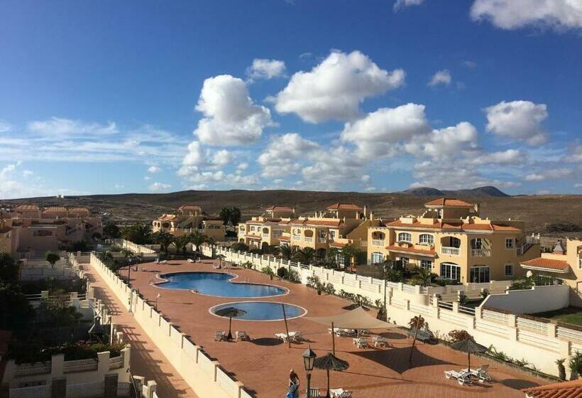 Las Rocas Golf And Sea