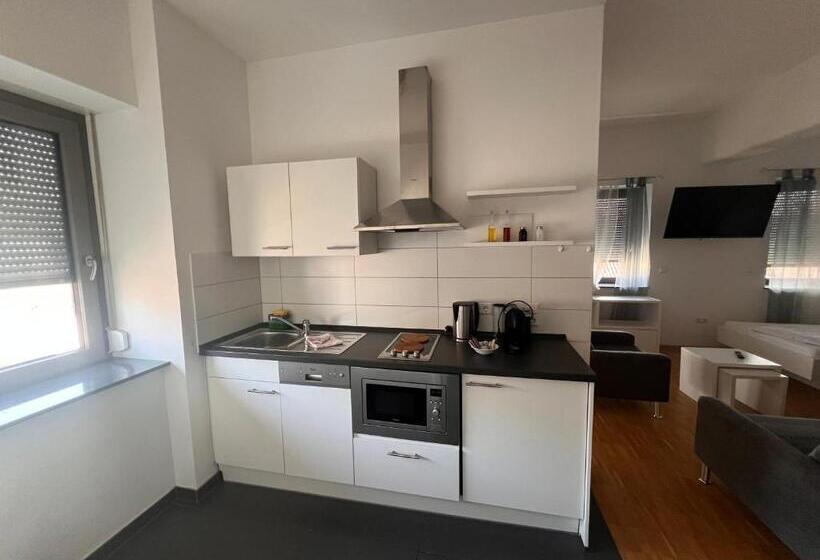 New Age Boardinghouse