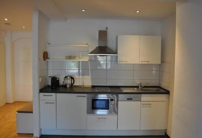 New Age Boardinghouse