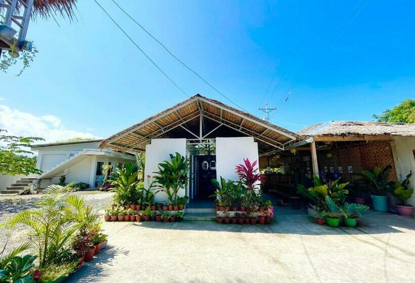 Пансион Ananas Guesthouse