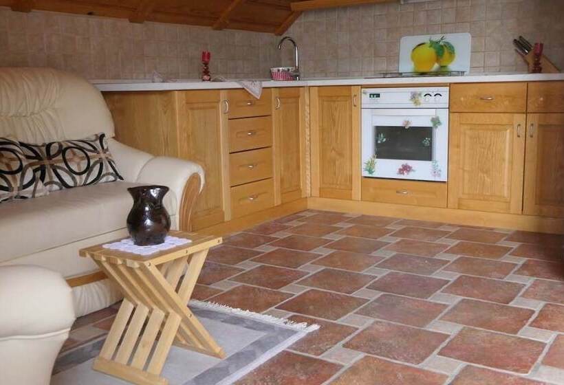 پانسیون Apartments And Rooms Brunko