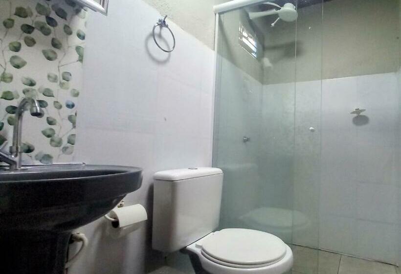 펜션 Chalé Suçuarana