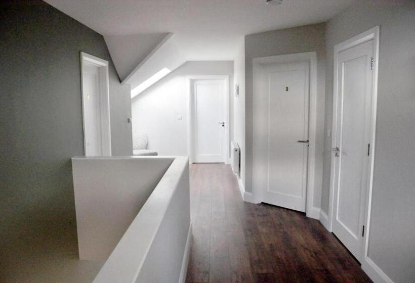 بنسيون Doolin Village Accomodation