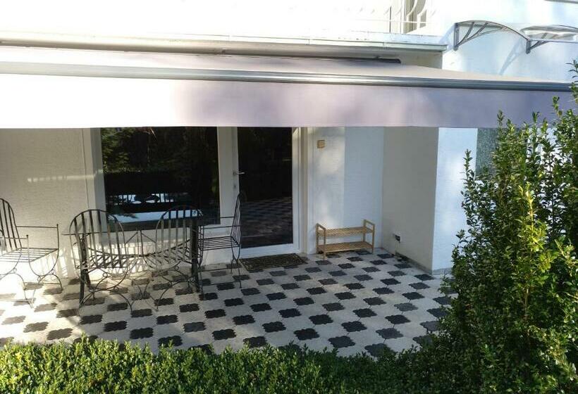 Пансион Ferienapartment Tuntenhausen