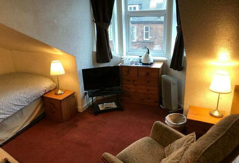 ペンション Glades House