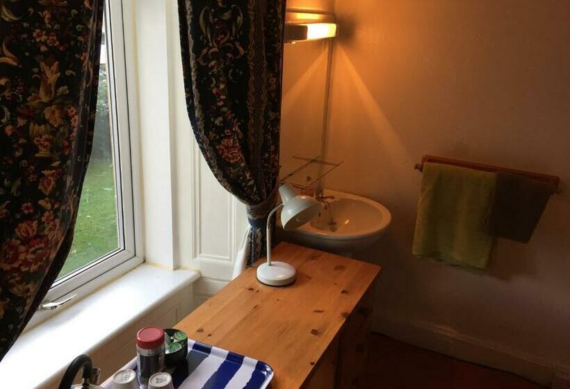 ペンション Glades House