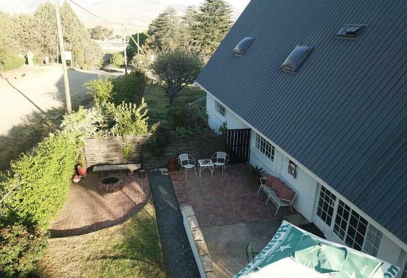 بنسيون Honeysuckle Clarens