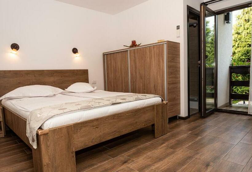 ペンション K Raman