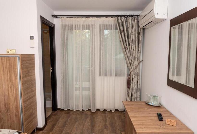 ペンション K Raman