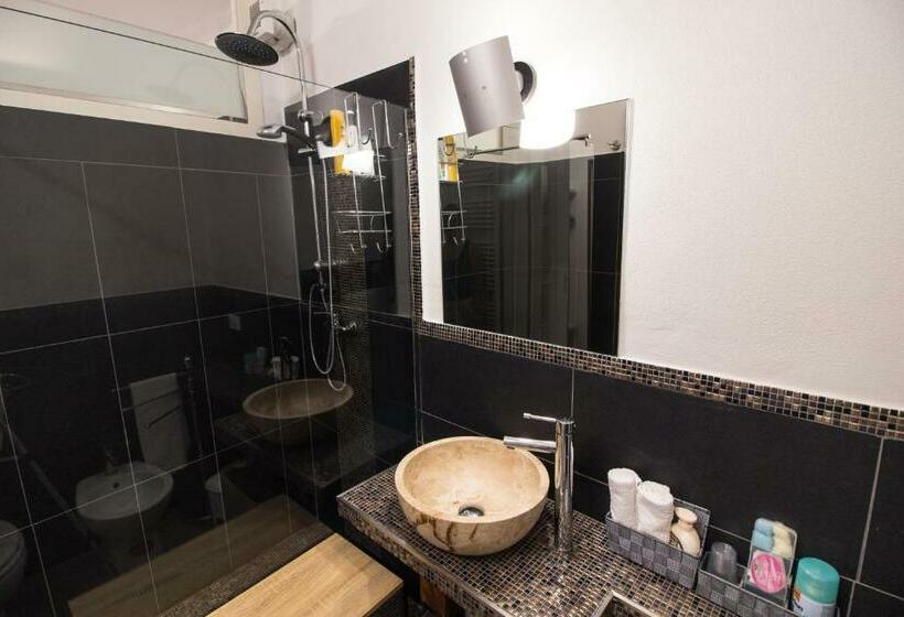 بنسيون Loft & Espace Maison 1706 Lago Orta