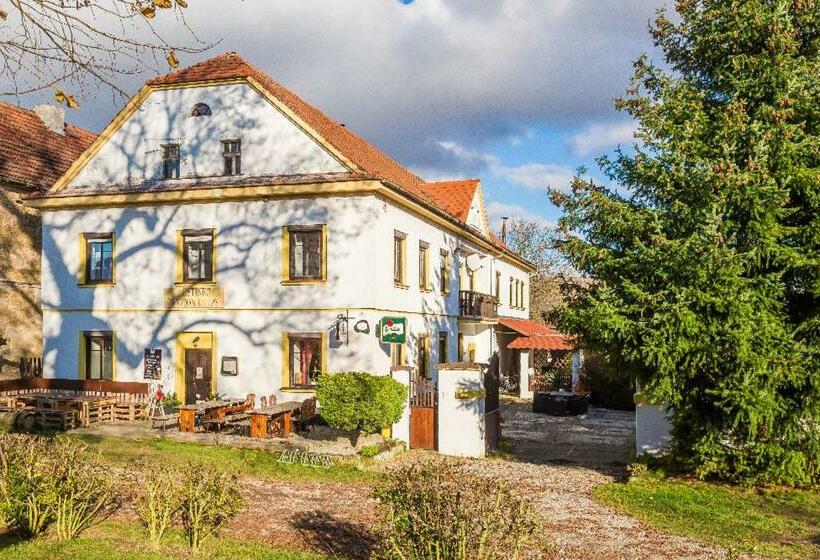 膳宿费 Penzion U Lípy