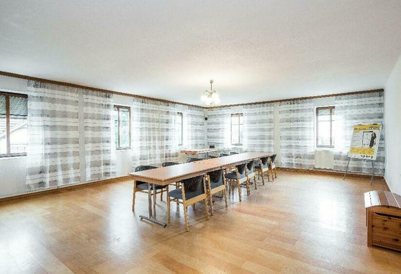 膳宿费 Penzion U Lípy