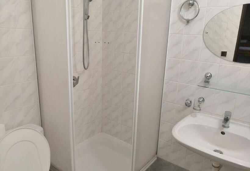 膳宿费 Penzion U Lípy