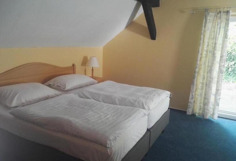 膳宿费 Penzion U Lípy