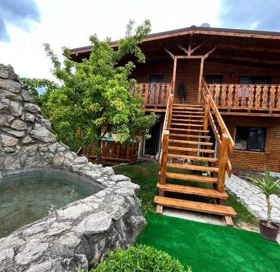 פנסיון Sunset Expanse