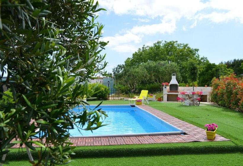 פנסיון Trullo Suite