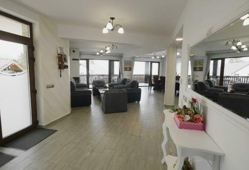 膳宿费 Aqualina Colibita   Pe Malul Lacului