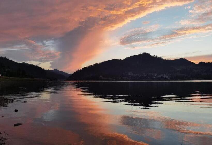 펜션 Aqualina Colibita Pe Malul Lacului