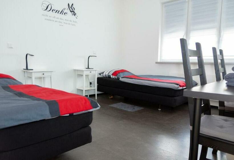 Пансион Zimmervermietung Dietzenbach