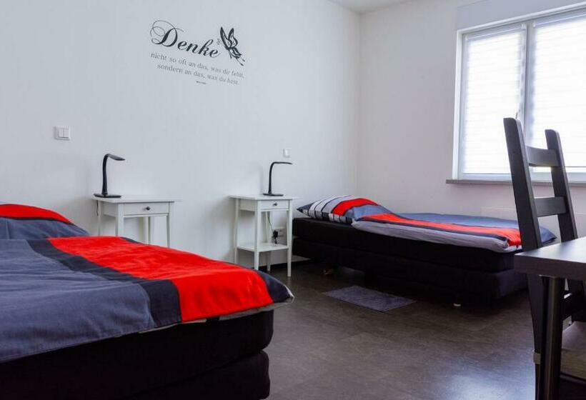 Пансион Zimmervermietung Dietzenbach