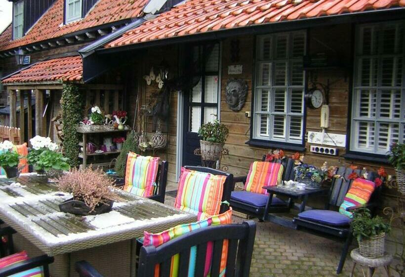 Prive Tuinhuis B&b Elly