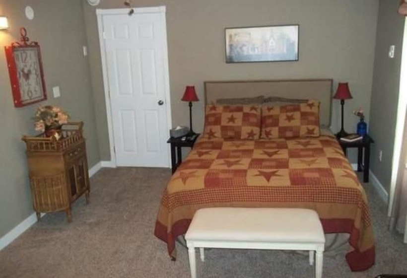 Tin Brook Bed & Breakfast