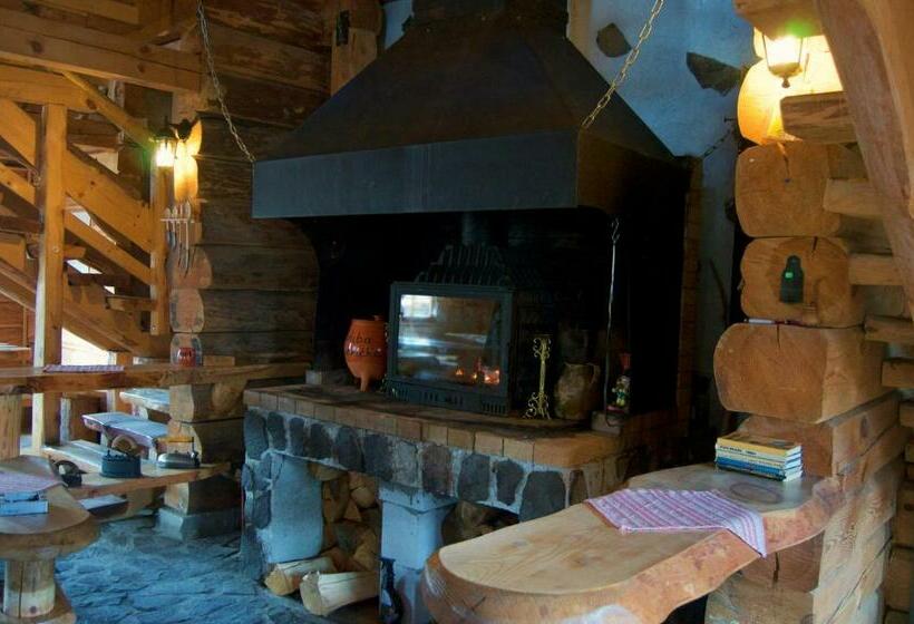 فندق صغير Chata Koliba