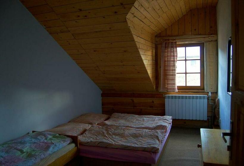 فندق صغير Chata Koliba