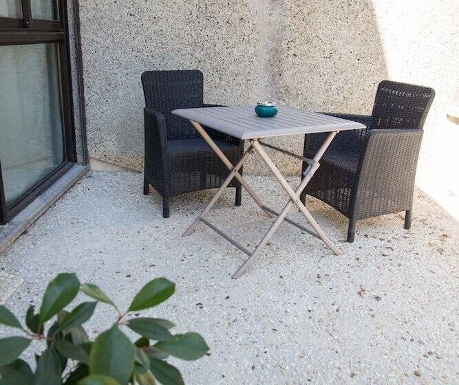 Appart Hôtel Chanzy / Angoulême