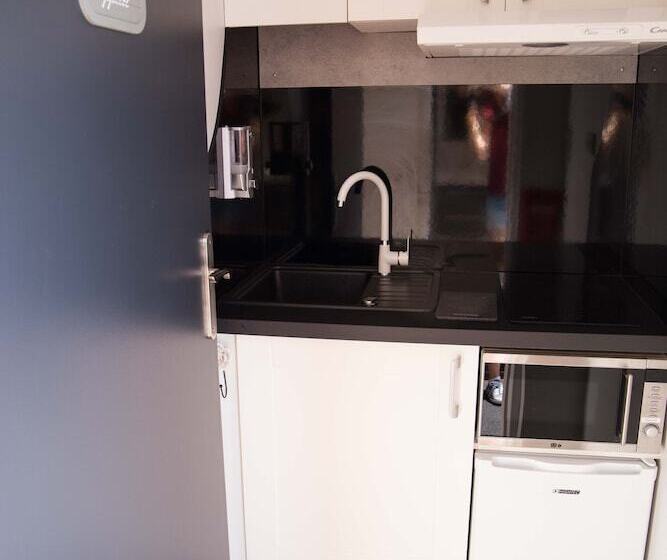 Appart Hôtel Chanzy / Angoulême