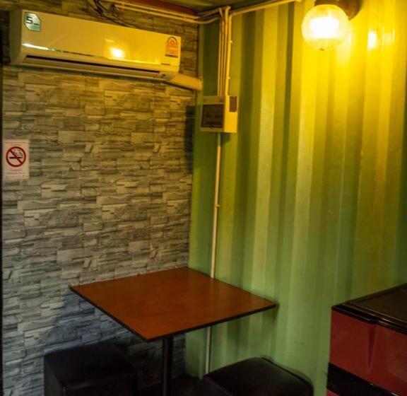 Beach Box Resort At Rimlay Rayong