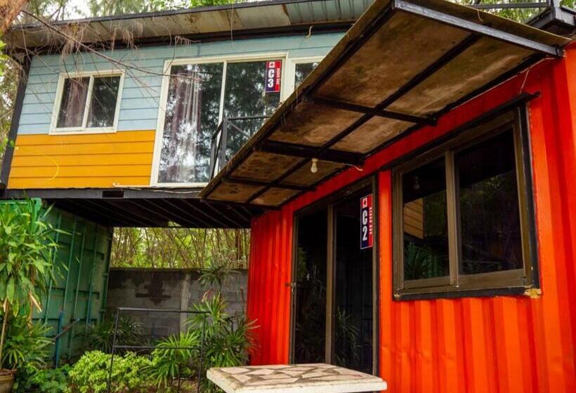 Beach Box Resort At Rimlay Rayong