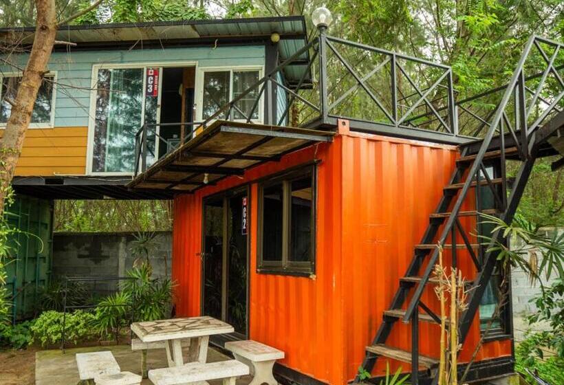 Beach Box Resort At Rimlay Rayong