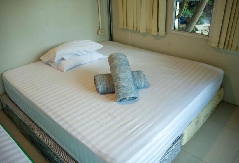 Beach Box Resort At Rimlay Rayong