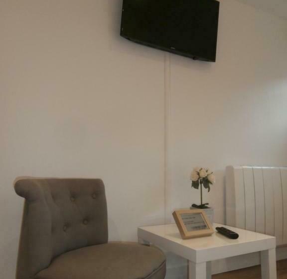 住宿加早餐  Au Claire De Lune