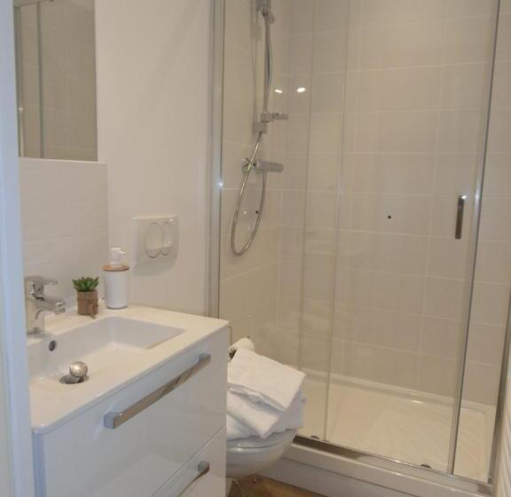 住宿加早餐  Au Claire De Lune