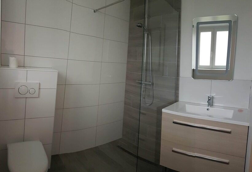 مبيت وإفطار La Bergerie Du Mesnil