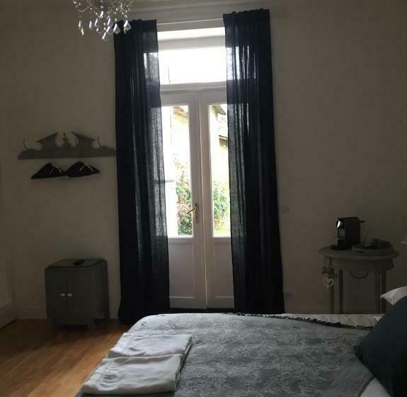 مبيت وإفطار La Cabanne