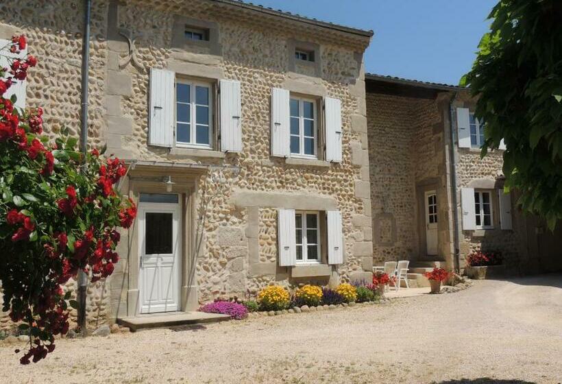 住宿加早餐  La Ferme Des Buis