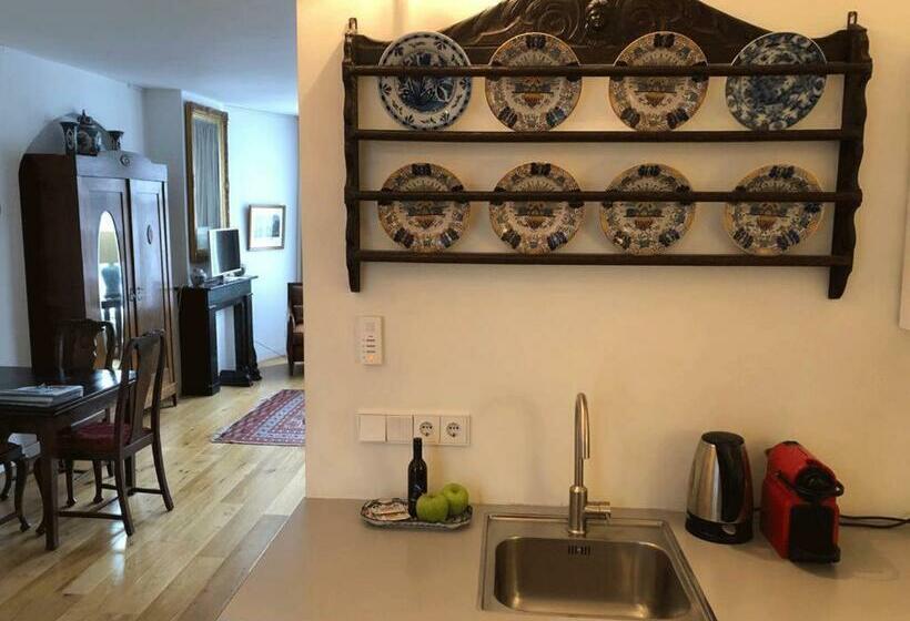 Canal View B&b Amsterdam