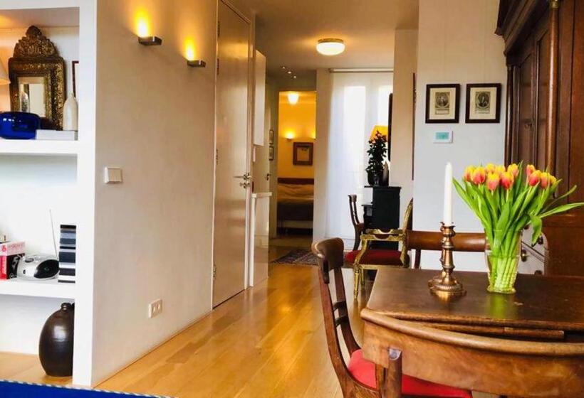 Canal View B&b Amsterdam