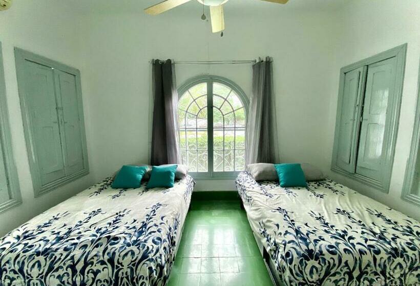 酒店 Hostal Casablanca