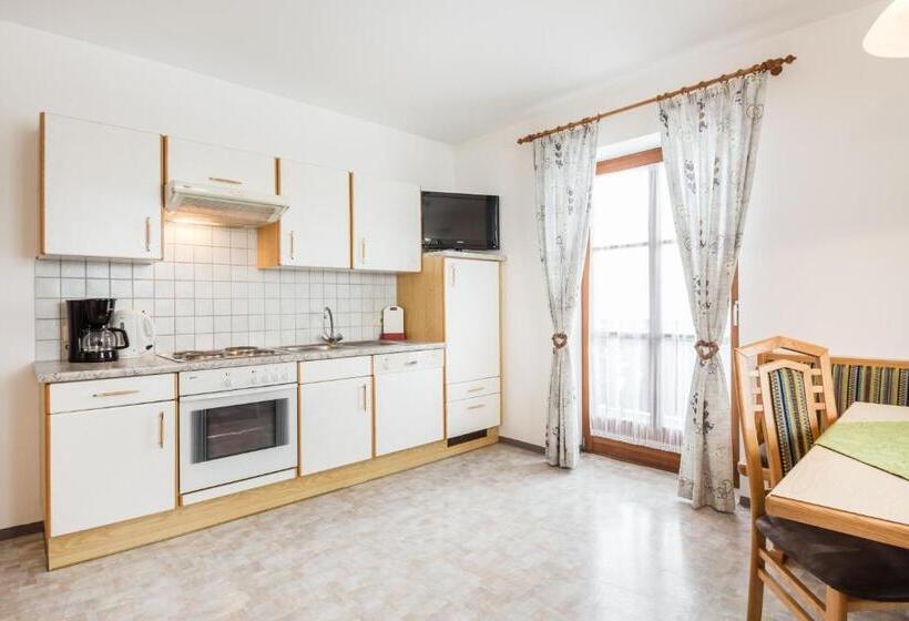 בית מלון כפרי Scharfetthof