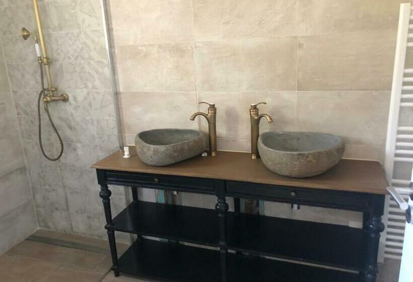 فندق Secret De Campagne Spa