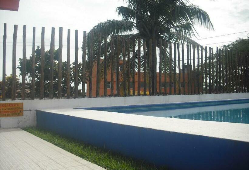 호텔 Villas Del Rey