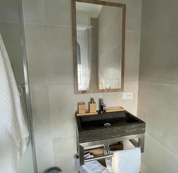 بنسيون Angolo Di Isa